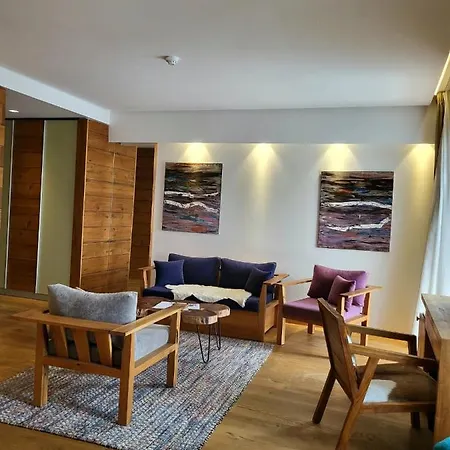 Pino Nature Hotel, Bw Premier Collection Hotel Saraievo